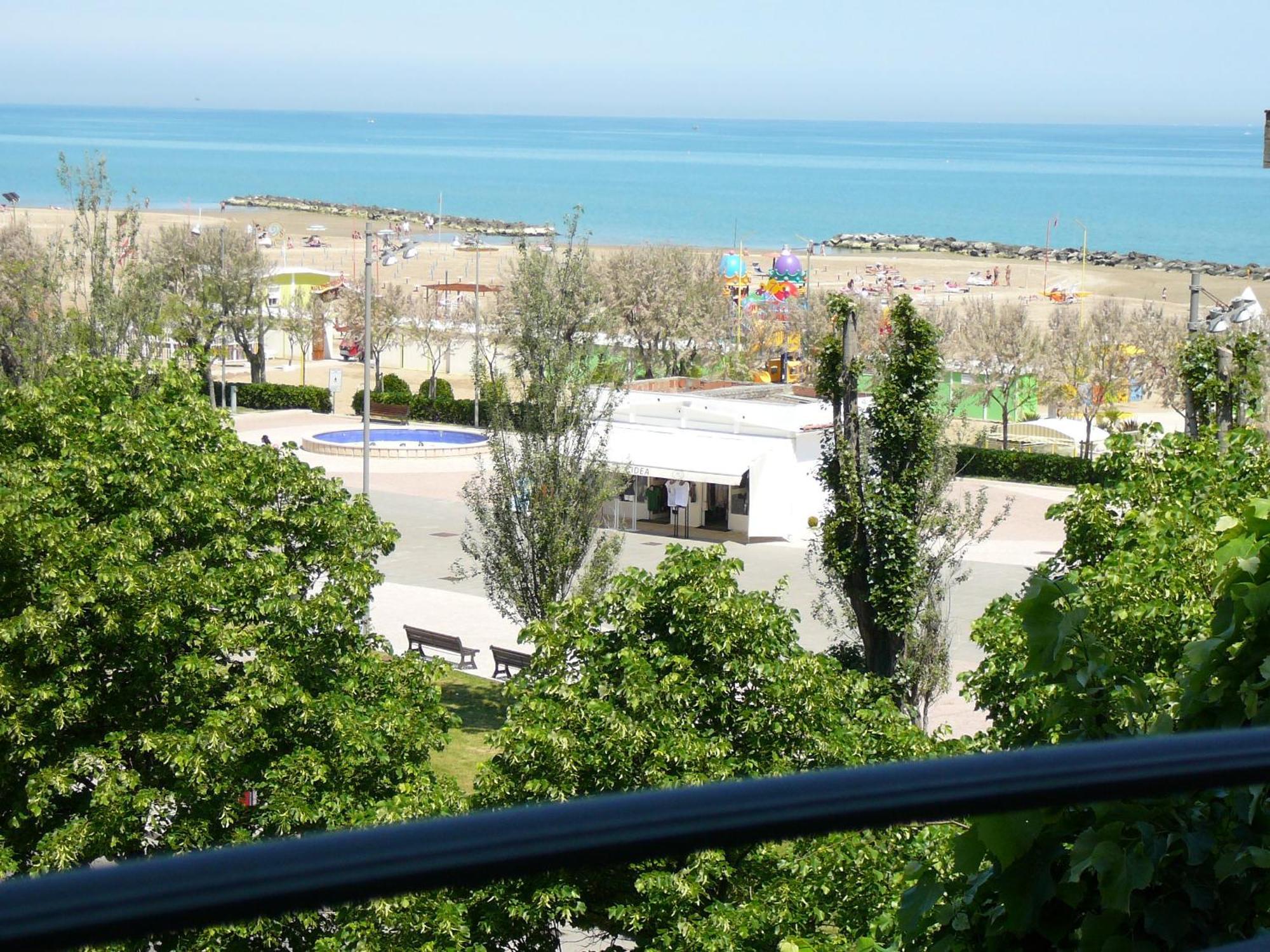 Hotel De La Plage Ріміні Екстер'єр фото
